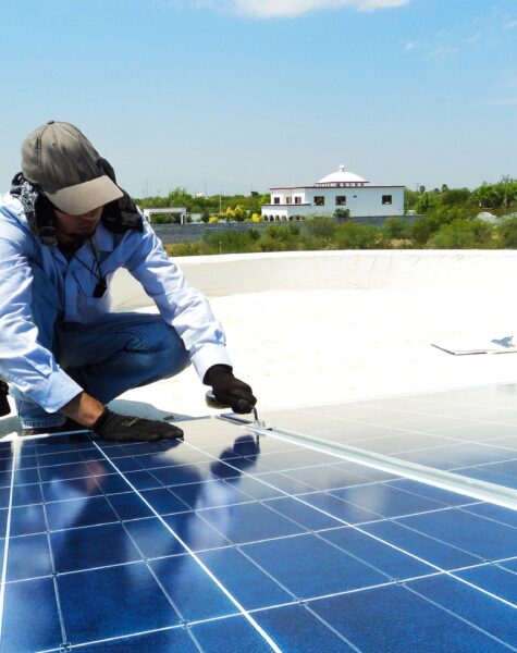 Solar-Panel-Maintenance